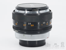 Afbeelding in Gallery-weergave laden, Not sold out, email how to order | Canon FD 55mm 1.2 chrome nose