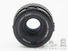 Afbeelding in Gallery-weergave laden, Not sold out, email info how to order | Hasselblad Carl Zeiss CB 80mm 2.8 | READ