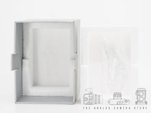 Afbeelding in Gallery-weergave laden, Hasselblad Carl Zeiss Planar FE 110mm 2.0 | BOXED
