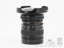 Afbeelding in Gallery-weergave laden, Not sold out, email how to order | Hasselblad Carl Zeiss Distagon CF 30mm 3.5 T* | Fisheye | READ
