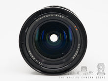 Afbeelding in Gallery-weergave laden, Not sold out, email how to order | Hasselblad Carl Zeiss Distagon CF FLE 40mm 4.0 T* | READ