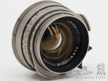 Afbeelding in Gallery-weergave laden, Not sold out, email for info how to order | Leica Summilux 35mm 1.4 Titan