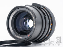Load image into Gallery viewer, Soon for sale| Hasselblad 501c + CF 60mm 3.5 + A12
