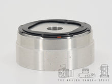 Afbeelding in Gallery-weergave laden, Hasselblad lens mount adapter 40037 | BOXED
