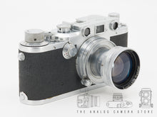 Afbeelding in Gallery-weergave laden, Leica IIIc shark skin + Summitar 50mm 2.0 LTM | READ
