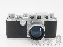 Afbeelding in Gallery-weergave laden, Leica IIIc shark skin + Summitar 50mm 2.0 LTM | READ
