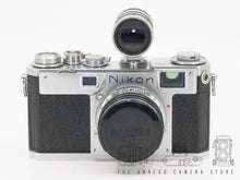 Load image into Gallery viewer, Soon for sale | Nikon S2 + W Nikkor 35mm 2.5 + Nikkor S.C 50mm 1.4 + Nikkor Q.C 135mm 3.5
