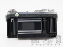Load image into Gallery viewer, Soon for sale | Nikon S2 + W Nikkor 35mm 2.5 + Nikkor S.C 50mm 1.4 + Nikkor Q.C 135mm 3.5
