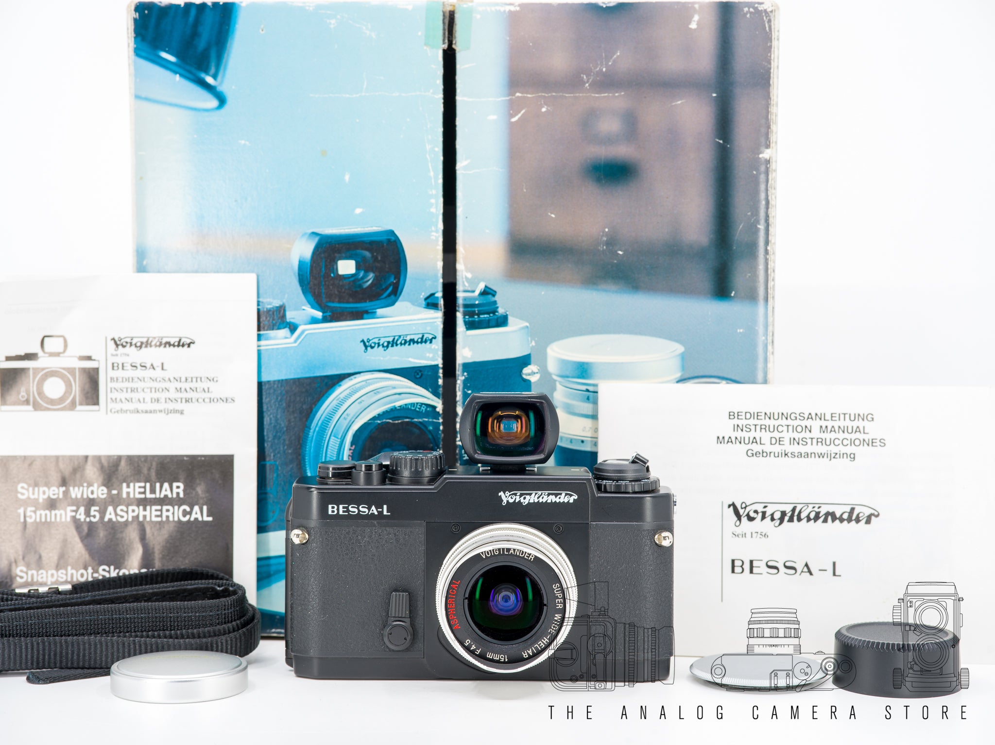 Voigtlander Bessa-L + Super Wide heliar 15mm 4.5 + finder