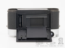 Afbeelding in Gallery-weergave laden, Leica M2 + CLA
