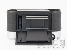 Load image into Gallery viewer, Leica M3, single stroke, 1961, READ
