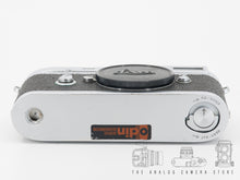 Load image into Gallery viewer, Leica M2, 1961 | READ
