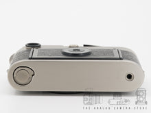 Load image into Gallery viewer, Soon for sale | Leica M6 classic 0.72 Titan
