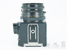 Afbeelding in Gallery-weergave laden, Hasselblad 500CM + CF 80mm 2.8 + A12 | SET
