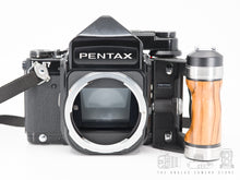 Load image into Gallery viewer, Pentax 67
